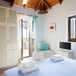 Hébergement de vacances Small Paradise In Saint Nicolas Village ! Agios Nikolaos (Mani)