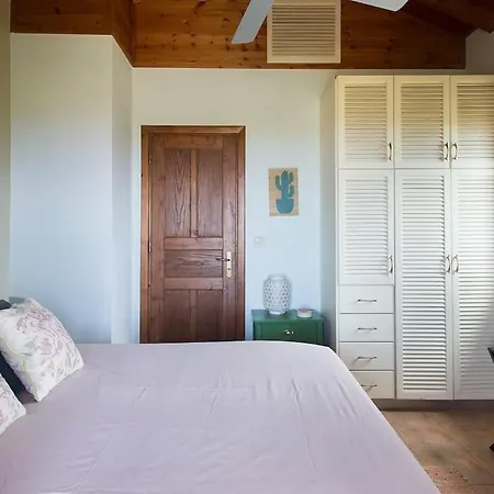 Small Paradise In Saint Nicolas Village ! * Agios Nikolaos (Mani)