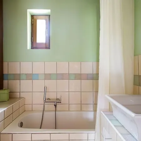 Small Paradise In Saint Nicolas Village !