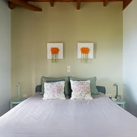 بيت للعطل Small Paradise In Saint Nicolas Village !