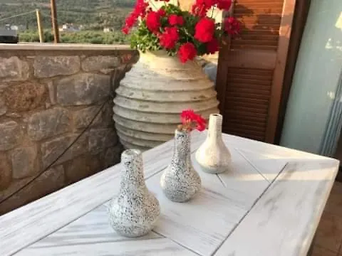 Small Paradise In Saint Nicolas Village ! Casa de Férias Agios Nikolaos (Mani)