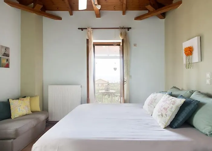 Small Paradise In Saint Nicolas Village ! Vakantiehuis Agios Nikolaos (Mani)