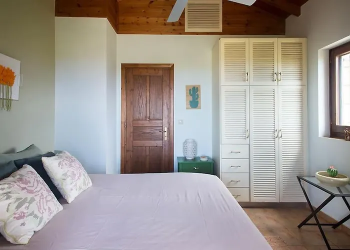 Small Paradise In Saint Nicolas Village ! * Agios Nikolaos (Mani)