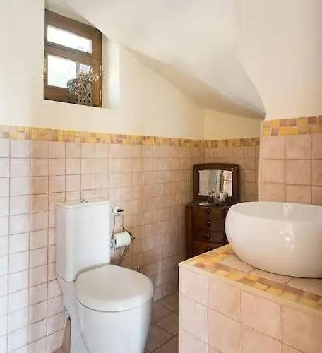 Small Paradise In Saint Nicolas Village ! Vakantiehuis