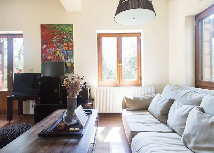 Small Paradise In Saint Nicolas Village ! *